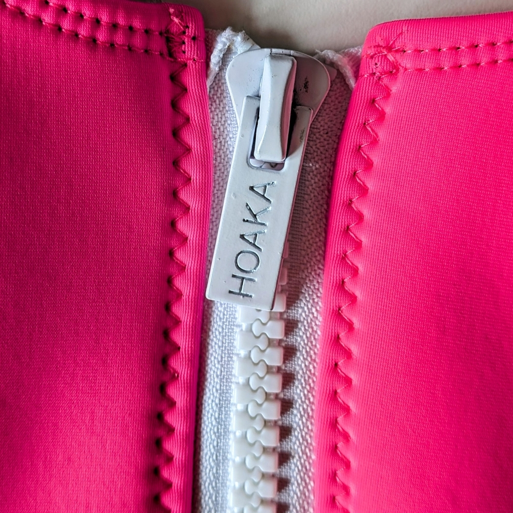Hoaka Neon Pink Zip-Front Bikini Top – Berry Collection, Size M #44 - Picture 3 of 6
